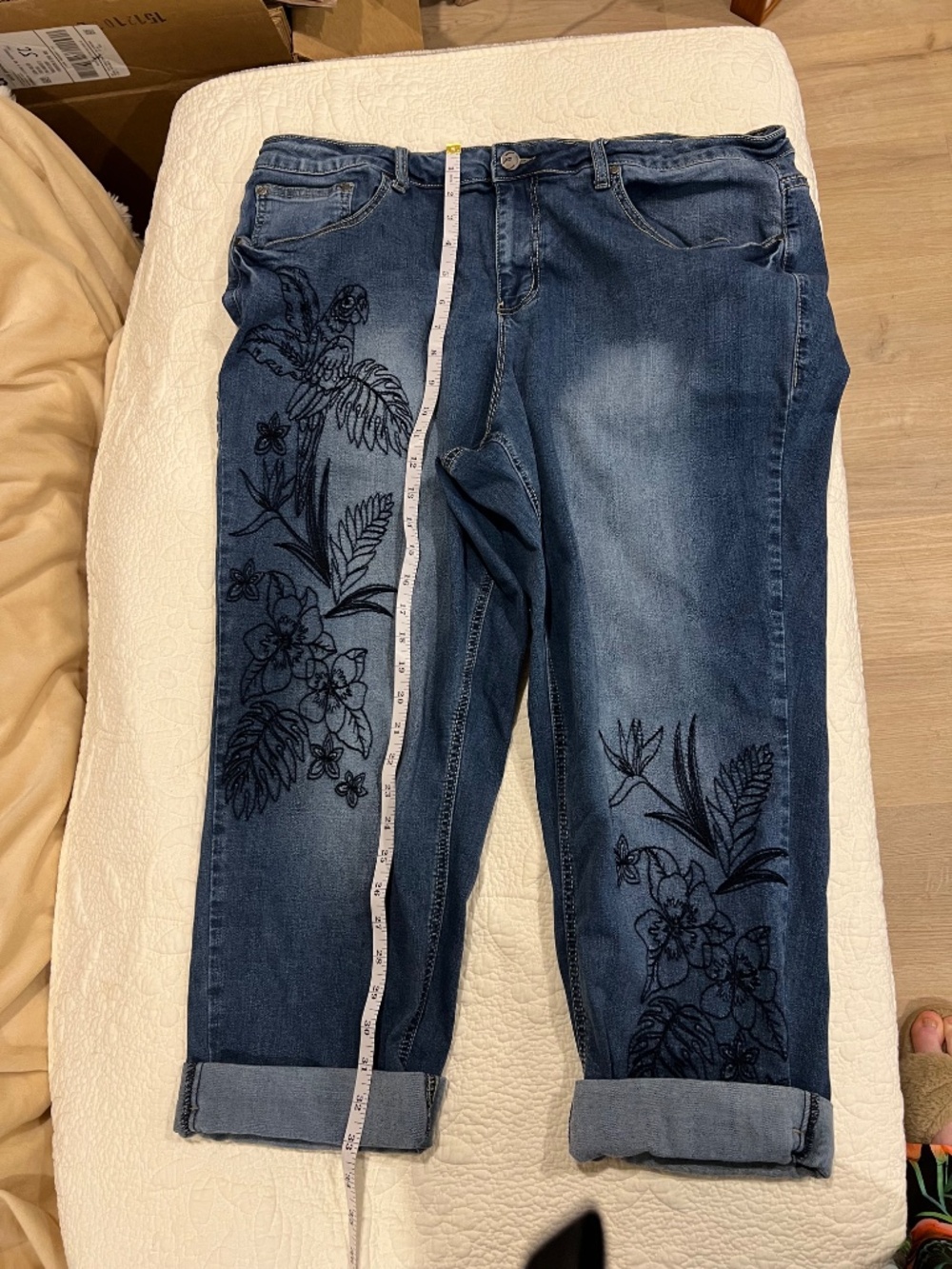Earl EUC Ankle Cuffed Jeans - Picture 4 of 14